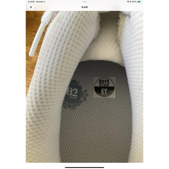 Nike - Picture 3 of 8